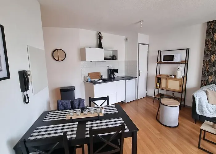 Appartement Avec Parking Prive